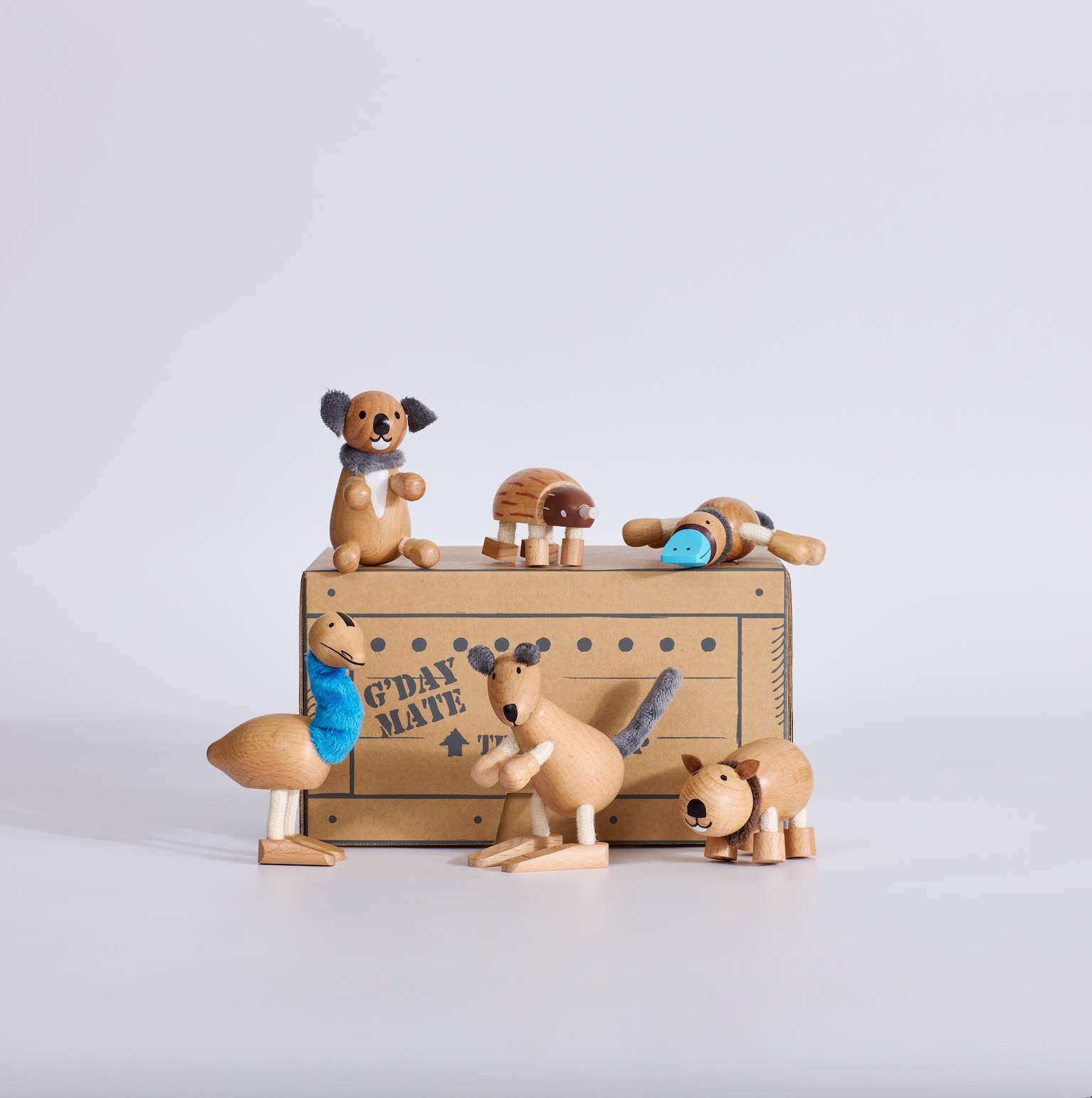 Outback Signature Crate