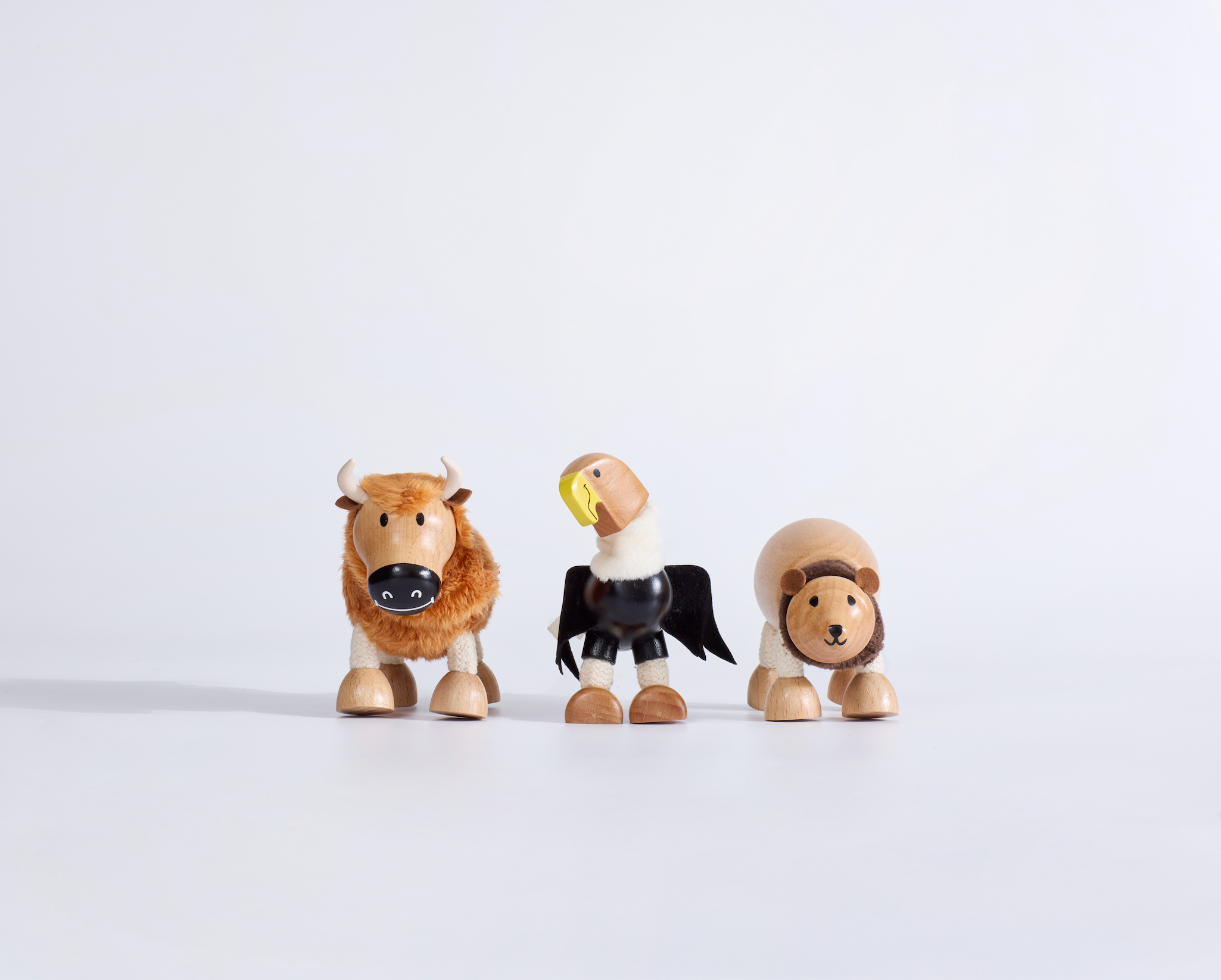 USA – First Edition Crate (Roaming Mountains )