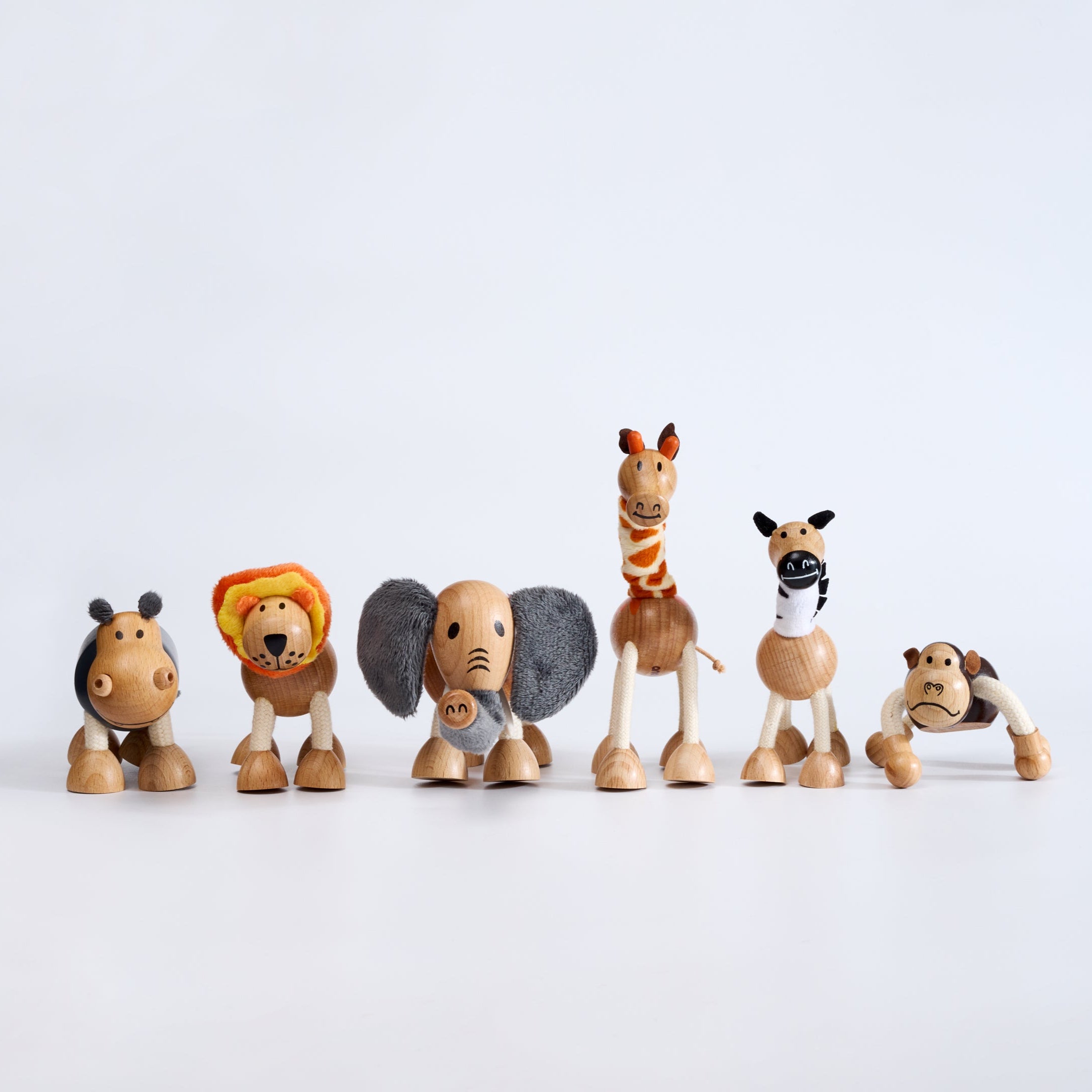 Roaming Mountains Signature Crate